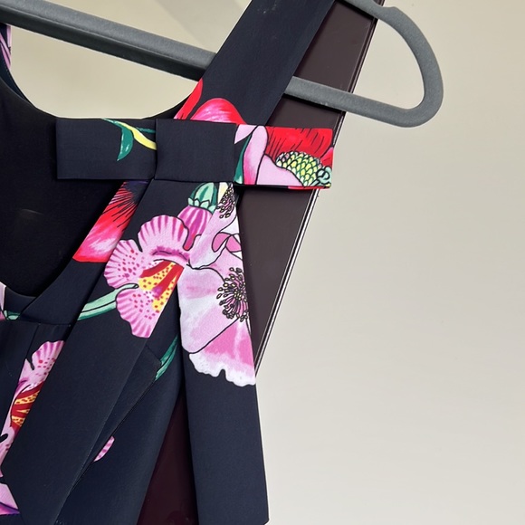 Ann Taylor bow back floral midi dress size 4 great condition - Picture 3 of 8